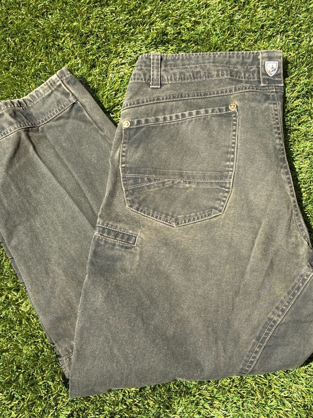 Kuhl Men's Relaxed Utility Jeans in Washed Black